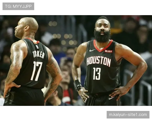 骑士侧翼防守体系 阿伦莫布利协防轮转限制对手突破效率